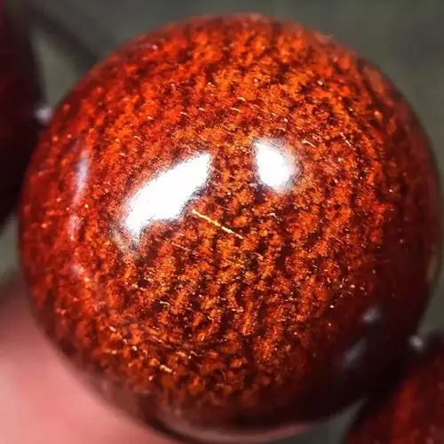 龙鳞纹小叶紫檀的硬度在所有的小叶紫檀纹理中是最硬的,这说明了其最