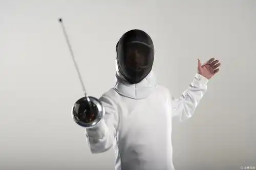 居正击剑骑士征集令拼团特惠