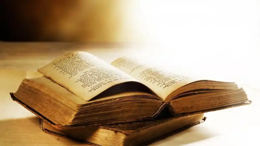 小清新唯美意境图片 唯美的书本静物写真