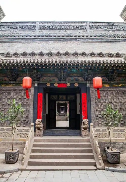 亚盘:旅游风光:古色古香的大宅院体现清代民居建筑的独特风格