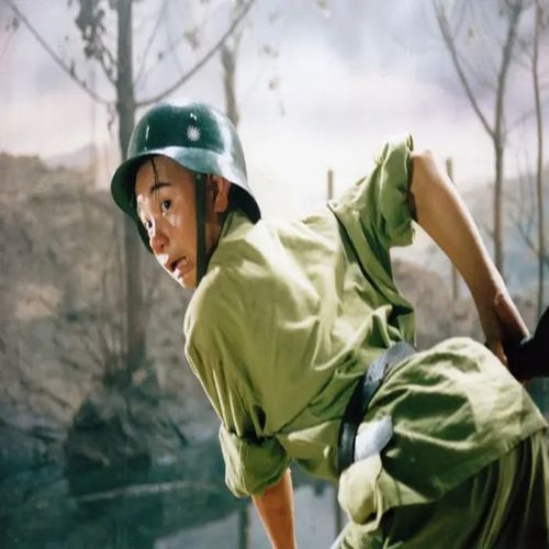 电影《三毛从军记》dvd光盘 贾林 魏宗万 孙飞虎 李颖 1碟装