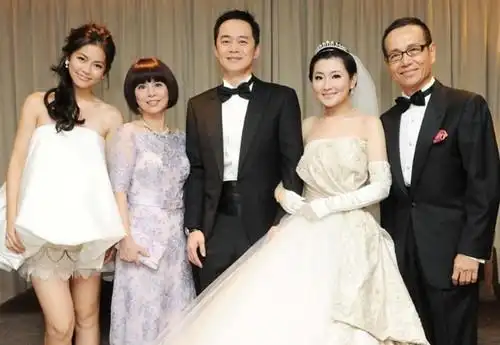 已经结婚五年,老婆对我家里人极度陌生,跟娘家人却打的火热.