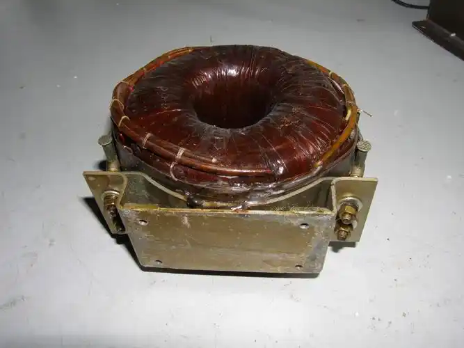 售出 军仪拆机o型灯丝变压器一只160元包快递