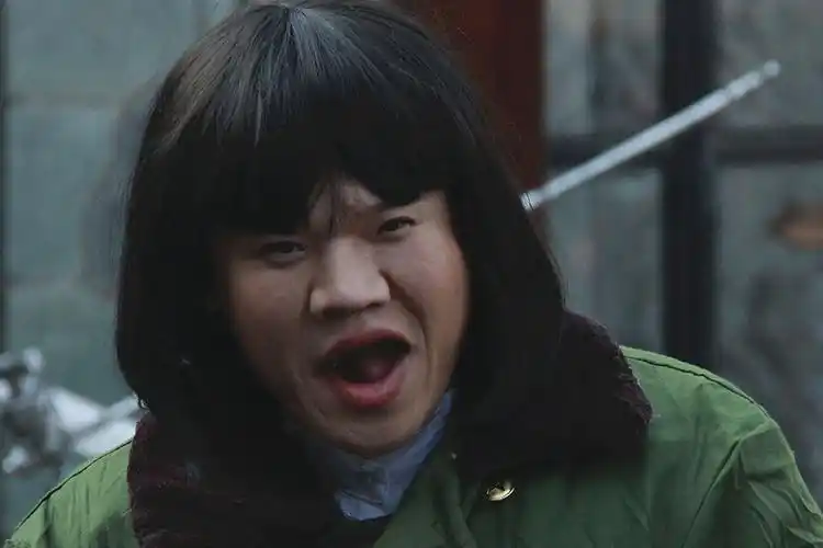 夜晚三点半几分钟看完国产恐怖电影亲别怕