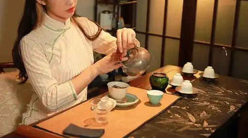 美女茶摄影图片-美女茶摄影作品-千库网