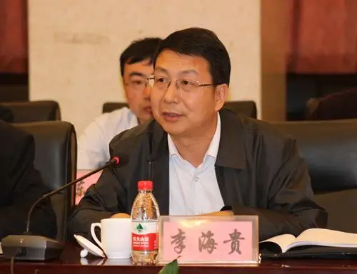 晋城煤业集团副总工程师李海贵发言冀中能源集团总工程师高会春发言