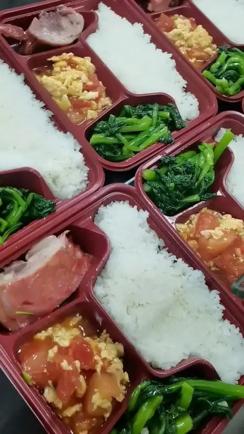 快餐正在打包中