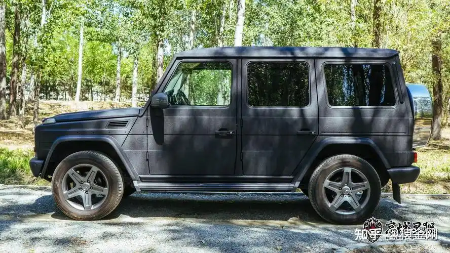 奔驰g500改装升级车身防爆装甲增强越野防护性能