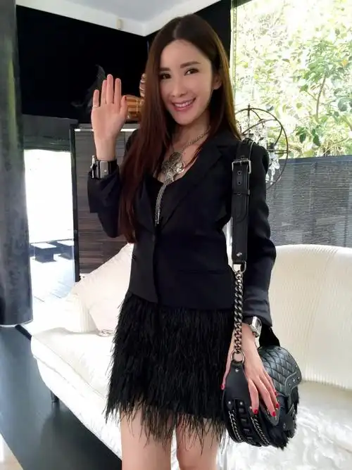 新加坡名媛蔡欣颖jamiechuains世界上拥有最多hermès铂金包的女人