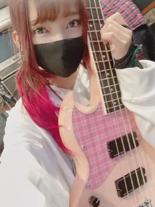 西本里美# 来自jayavira - 微博