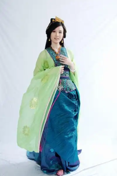 神话电视剧小月