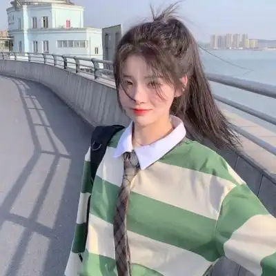 林鲸落夏日女生真人头像