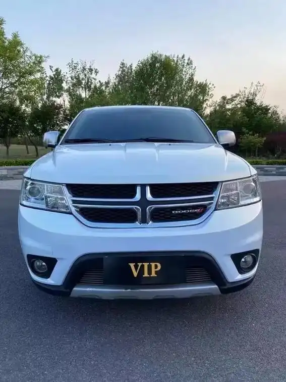 道奇酷威 .全款5万,新到:14年新款道奇酷威,七座豪华旅行 - 抖音