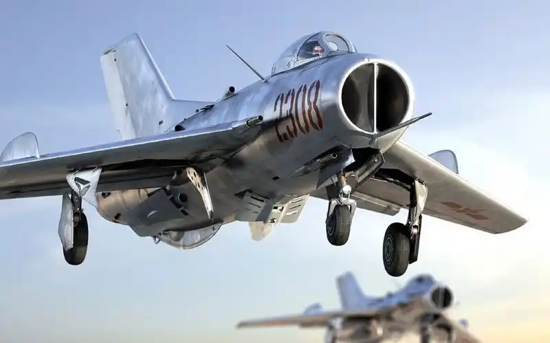 中国战机发展史 创造多项第一的歼-6