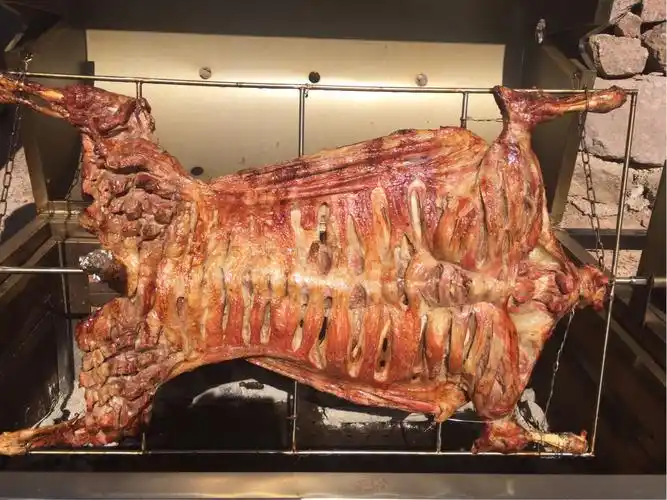 唐家湾烤全羊,一个不得不去的地方!