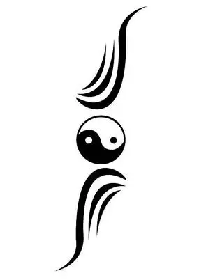 灰色调太极图案服饰设计