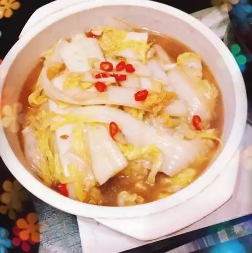 好吃的酸辣白菜,开胃下饭,做法简单,闻着味来吃吧