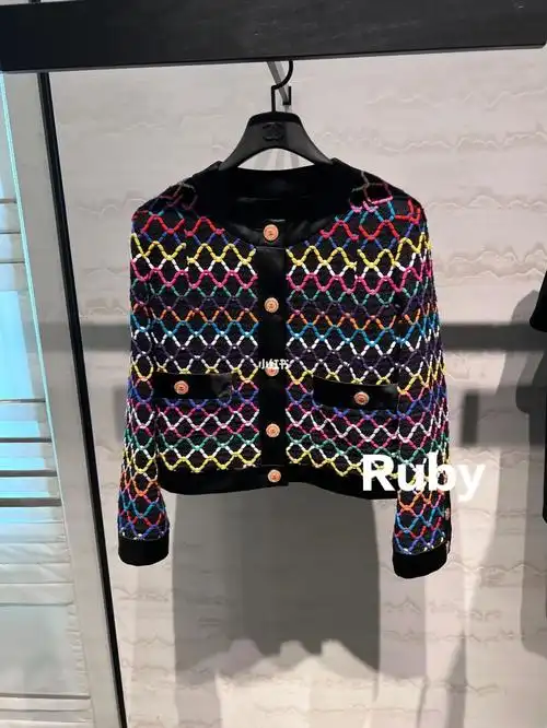 香奈儿 chanel 22s 96彩虹针织外套