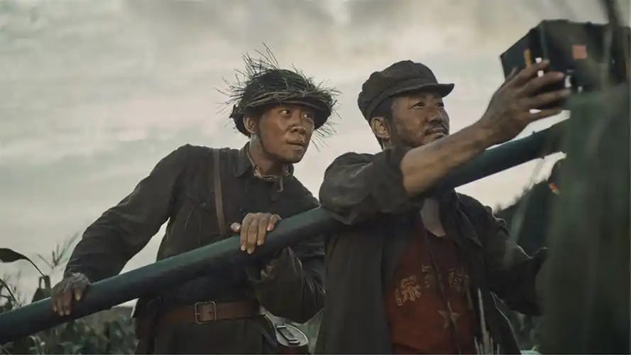 电影背景设置在1953年,抗美援朝战争进入最终阶段.