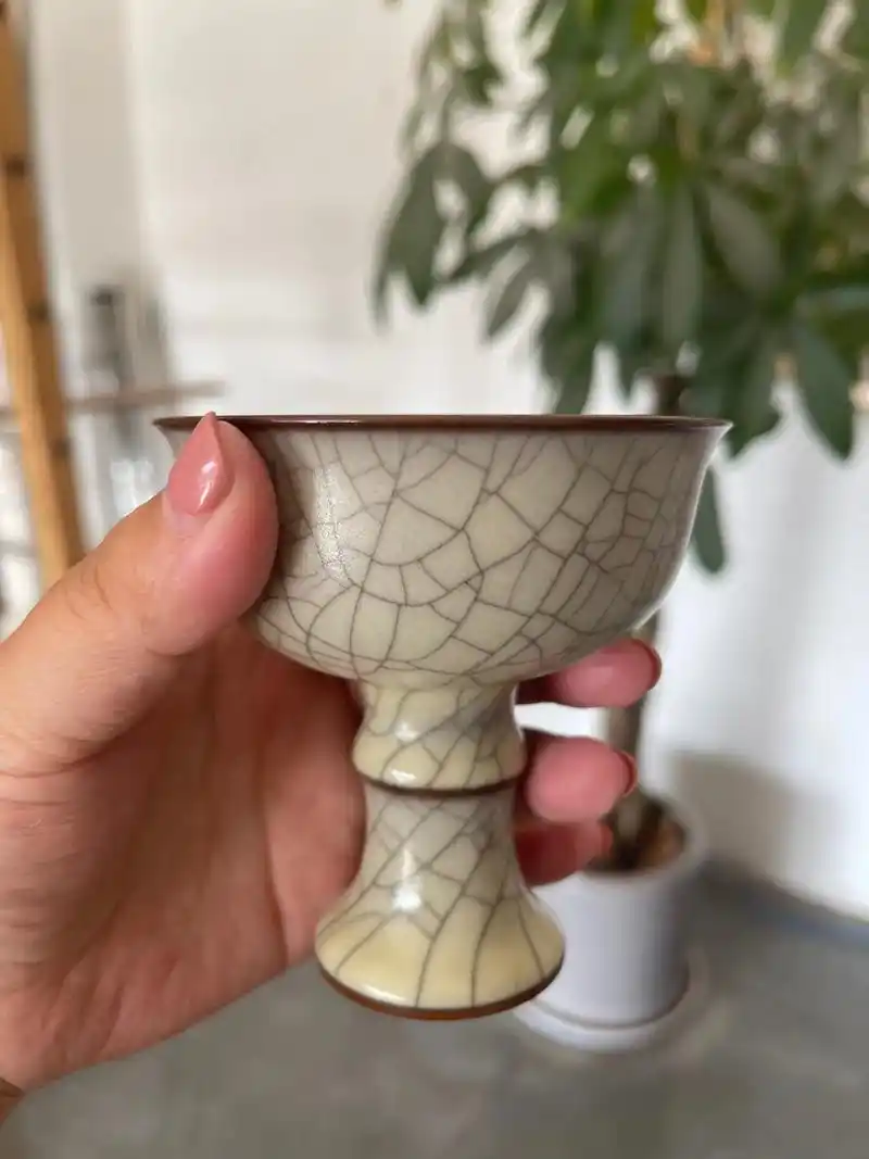 传世哥窑手工杯
