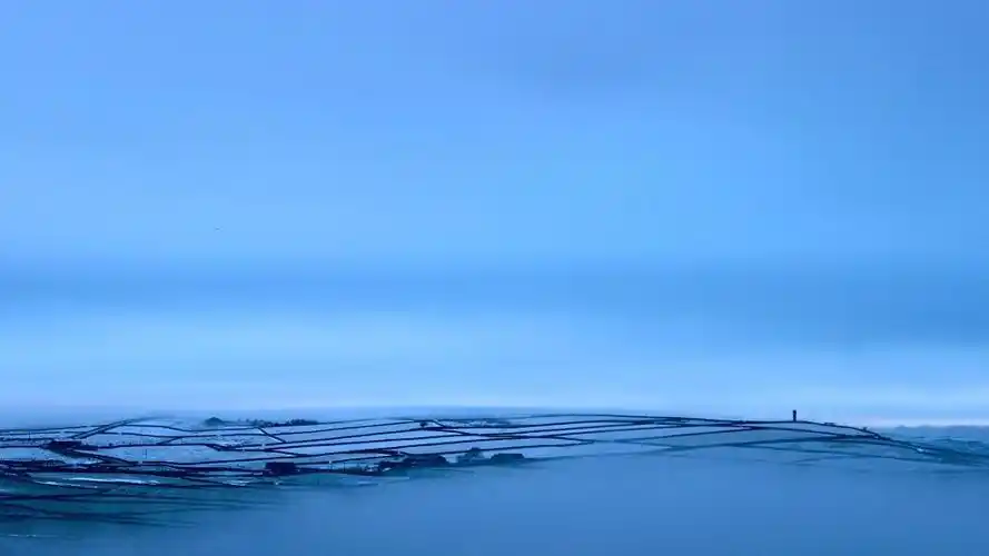 雾雾蓝色高清壁纸