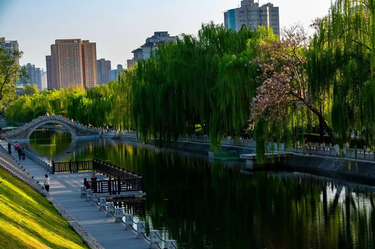 西安环城西苑公园春色