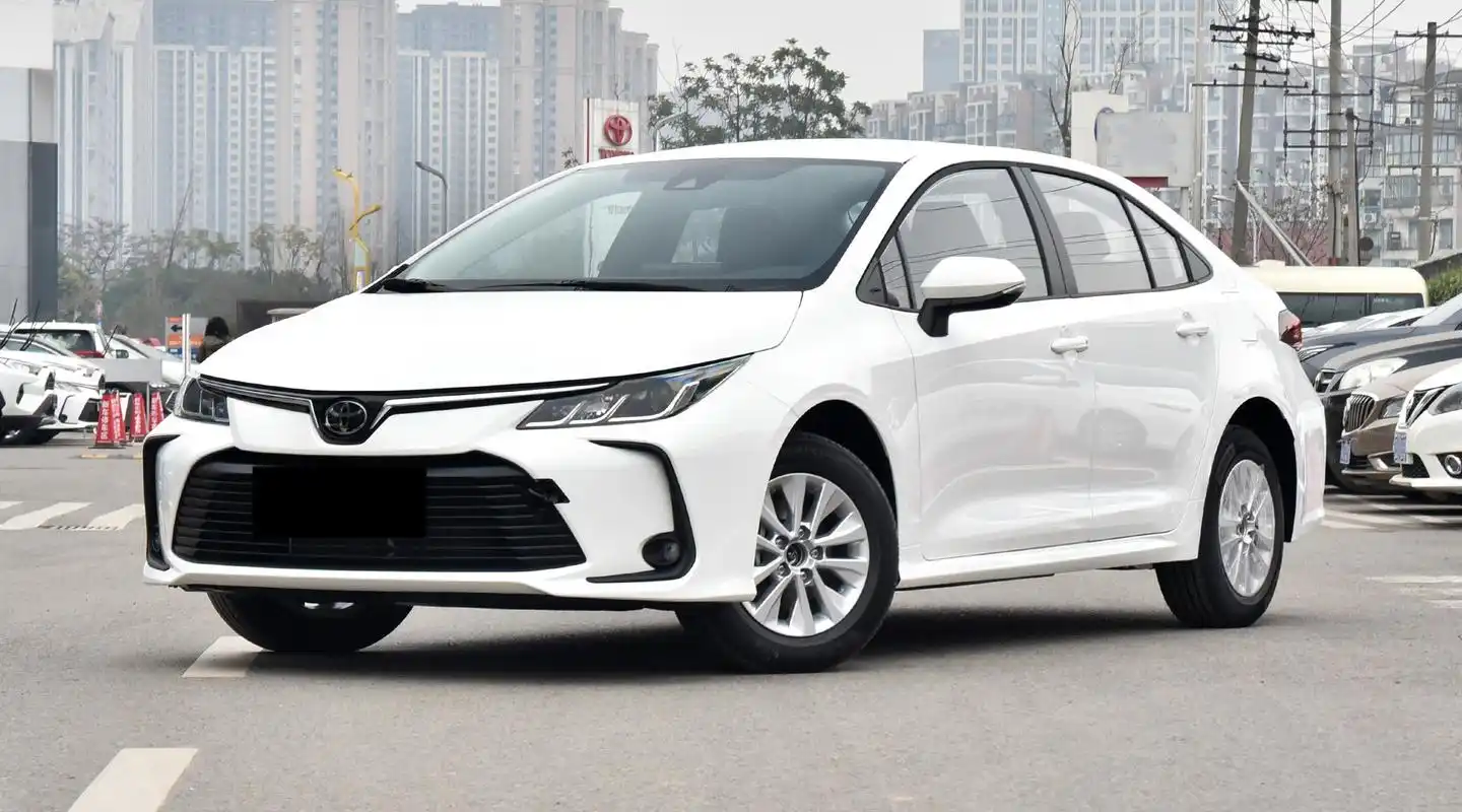 看了2022款卡罗拉先锋版,丰田终于"大方一次了"?