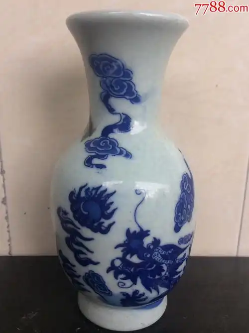 "官"字款龙纹青花瓶-青花瓷-7788烟酒茶牌