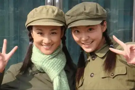 结婚不要钱婚礼简单,为了爱关思婷嫁了,婚后男子患抑郁要跳楼_张桐