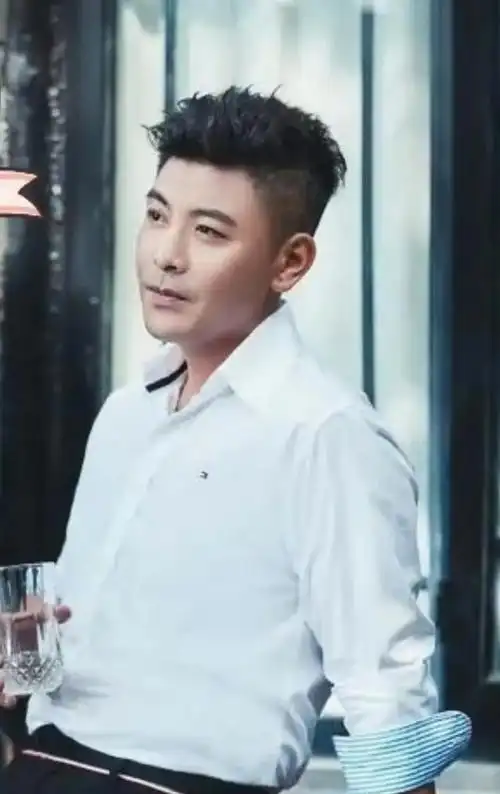 吴其江:我这辈子最正确的抉择,就是娶了圈外妻子