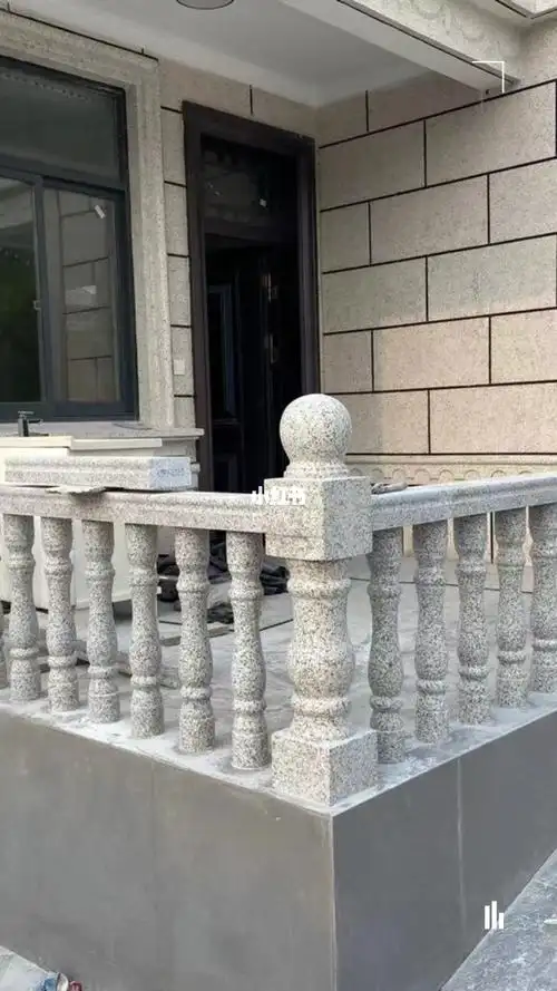 汉白玉栏杆,黄金麻,芝麻白都有的哦