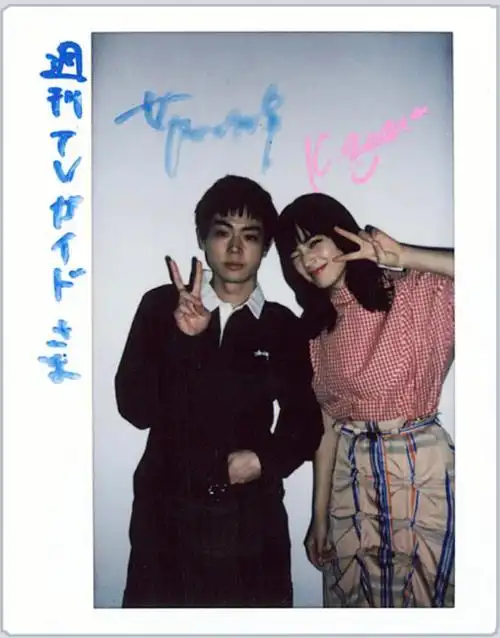 娜娜酱和苏打的拍立得合影77胶片拍摄909578#小松菜奈  #小松