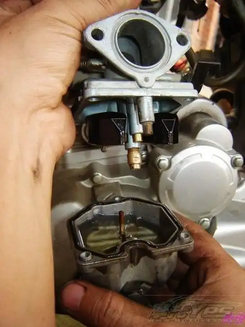 图解摩托车化油器清洗,识字的就会修理