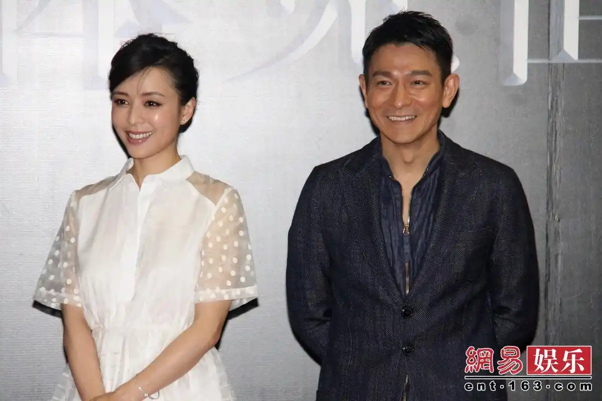 ( /15) 转发到微博 刘德华和张静初