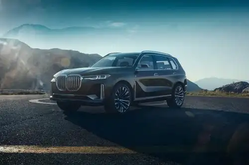 bmw x7 插电式混合动力概念车即将亮相法兰克福车展