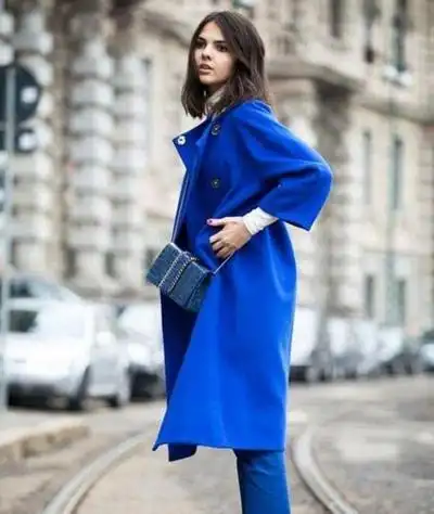 皮肤偏黑穿什么颜色上衣搭配 蓝色上衣搭配-ship188.com