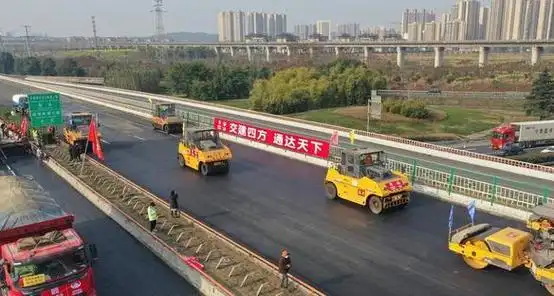 全线恢复通车于3月15日24时开始进行全封闭施工改造g5 京昆高速公路