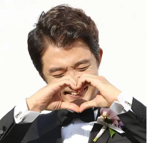 1日结婚的安在旭,是如何求婚的?