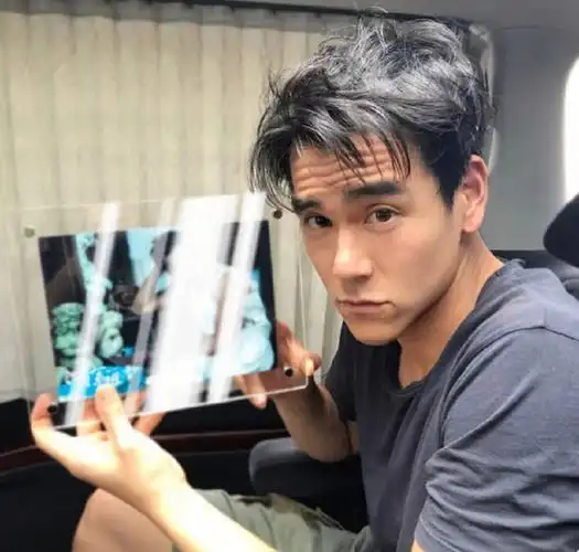 各位于晏,晚得好#自拍 #各位彭于晏  #彭于晏  #男神彭于晏  #有被