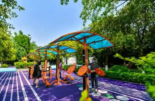 智能健身器材现身居民小区