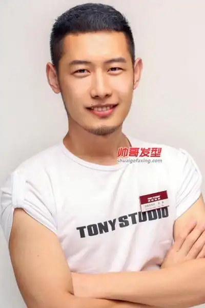 寸头适合什么脸型 男生寸头发型图片大全