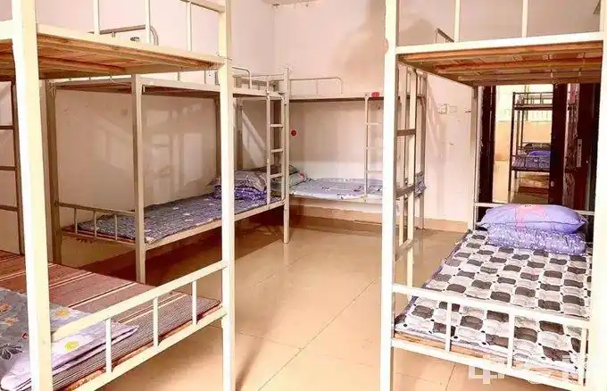 南宁市南山艺术职业学校寝室照片,宿舍环境好不好?