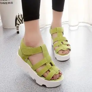 2016夏季新款镂空毛毛虫厚底坡跟松糕凉鞋魔术贴高跟罗马学生凉鞋