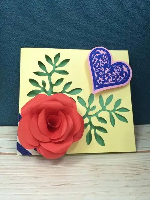 立体山茶花手工卡片