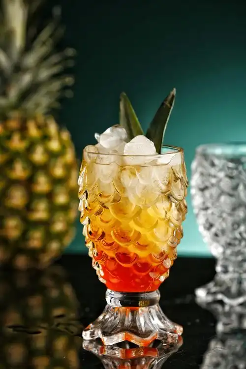 古典美人鱼鸡尾酒杯