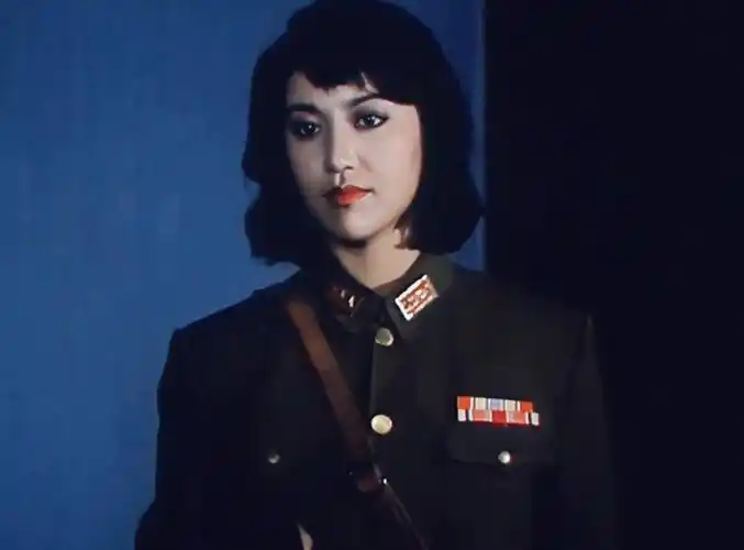 【李云鹃】女特务怎么演?气场三米八