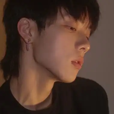 一眼就很喜欢的头像霸气男帅气超酷男生高冷真人图片大全