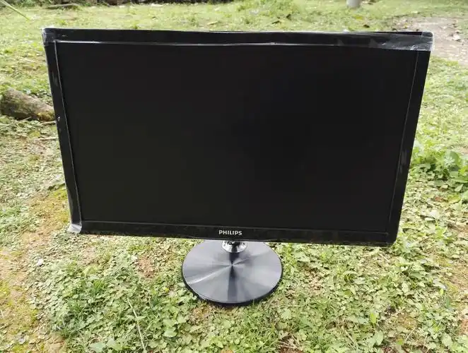 i34150台式主机 飞利浦22寸227e4l1320元