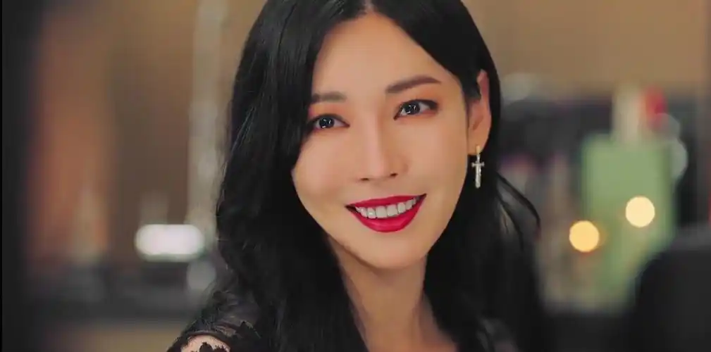 顶楼大结局金素妍hobbyen媒体采访节选