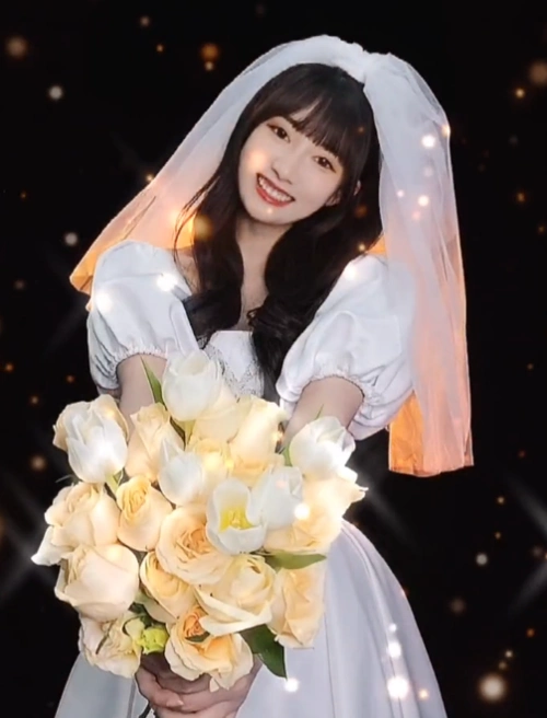 "神秘"网红林晚晚开始频繁露脸?被质疑用替身,连身高都不一样